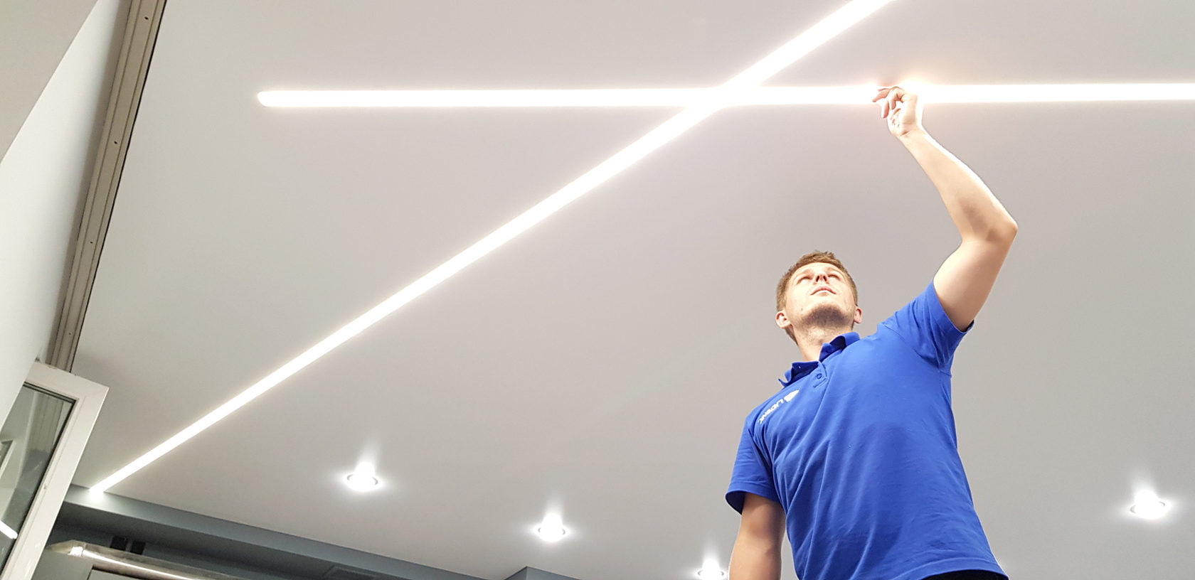 Монтаж натяжного потолка своими руками: полное руководство от А до Я